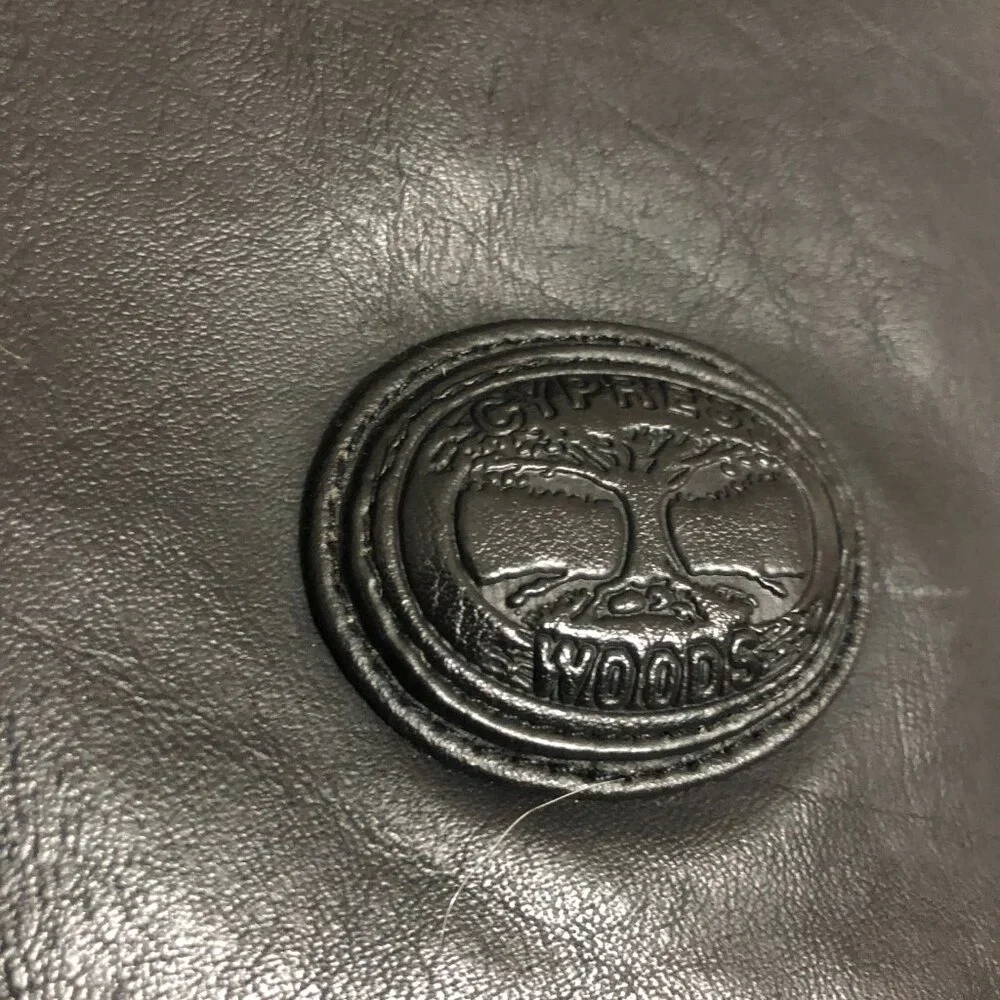 Cypress Woods Women's‎ Leather Shoulder Bag